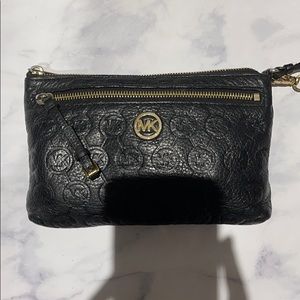 Michael Kors leather wristlet